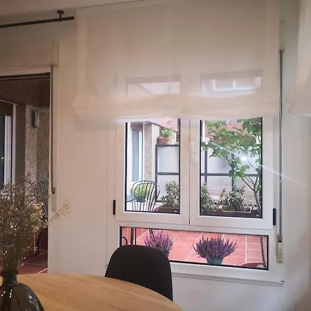 Piso Con Terraza Centro Lägenhet *